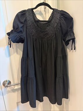 Tiered Puff-Sleeve Dress in Black
